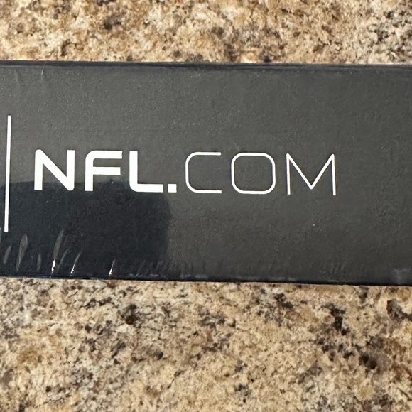 NEW Chicago Bears NFL Game Day at the ZOO 500 Piece Puzzle Sealed - Picture 4 of 4